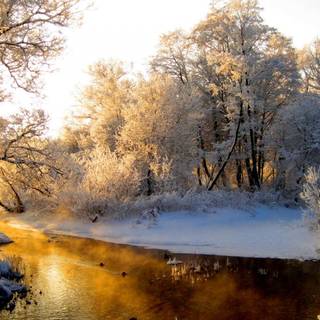 Winter river wallpaper