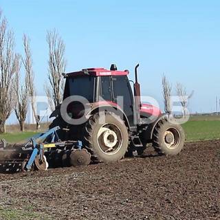 Spring plowing wallpaper