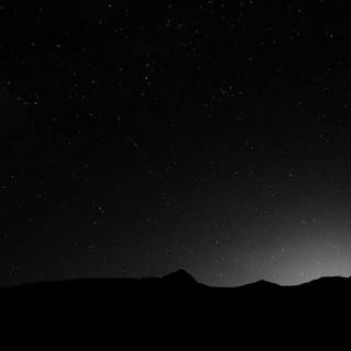 Black HD iPhone 7 Plus wallpaper