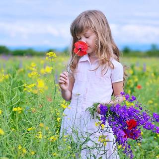 Spring children wallpaper
