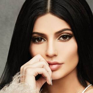 Kylie Jenner computers wallpaper