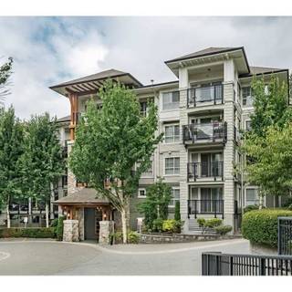 Spring Real Estate wallpaper