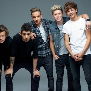 Harry Styles computer wallpaper