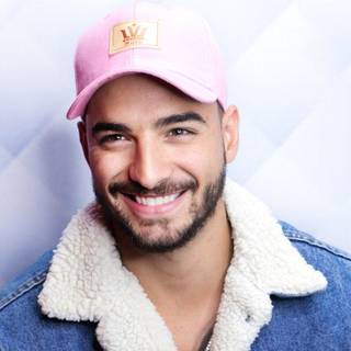 Maluma desktop wallpaper