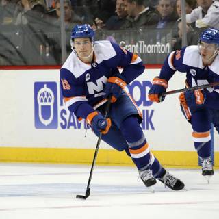 Mathew Barzal wallpaper