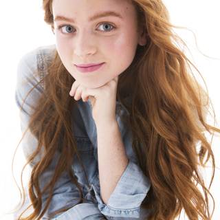 Sadie Sink HD mobile wallpaper