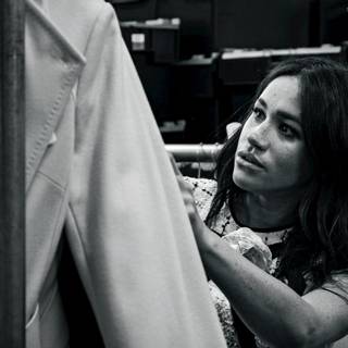 Photography Vogue black and white wallpaper