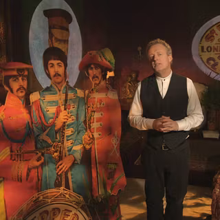 Sgt. Pepper's Lonely Hearts Club Band wallpaper