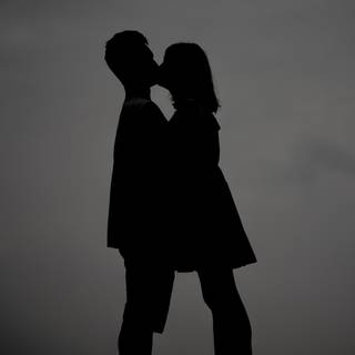 iPhone 11 romance wallpaper