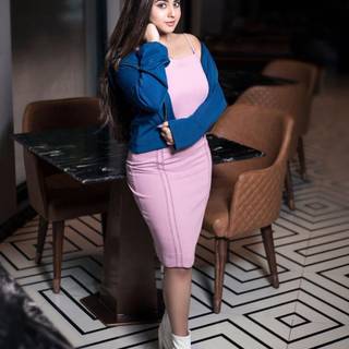 Roshni Walia wallpaper