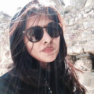 Nivetha Thomas wallpaper