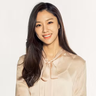 Seo Ji-hye wallpaper