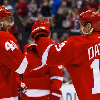 Dylan Larkin desktop wallpaper