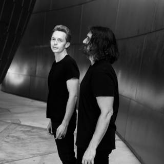 Hippy minimalism wallpaper