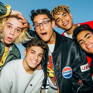 PRETTYMUCH Zion wallpaper