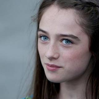 Raffey Cassidy wallpaper