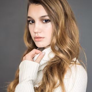 Alissa Skovbye wallpaper