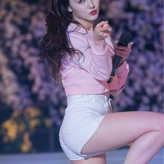 Nense Momoled HD wallpaper