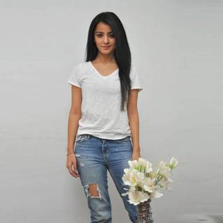 Mahima Makwana wallpaper