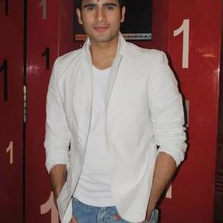 Karan Tacker wallpaper