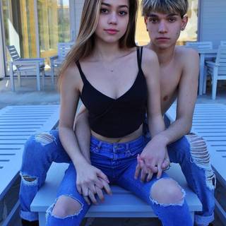 Ivanita Lomeli wallpaper