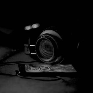 Headphones 4k wallpaper