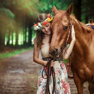 Girl and horse wallpaper