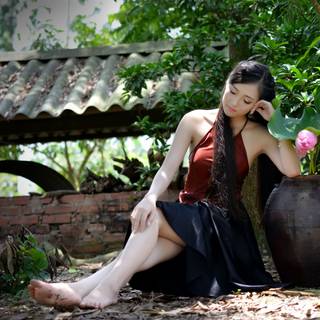 Girl and vase wallpaper