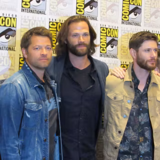 Alex Calvert wallpaper