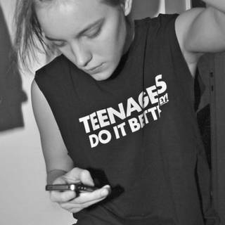 Erika Linder wallpaper