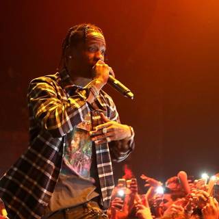 Travis Scott computer wallpaper