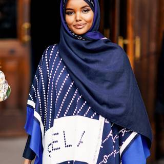 Halima Aden wallpaper