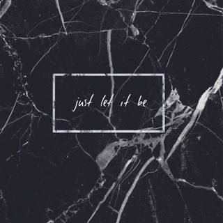 Aesthetic black lockscreen wallpaper