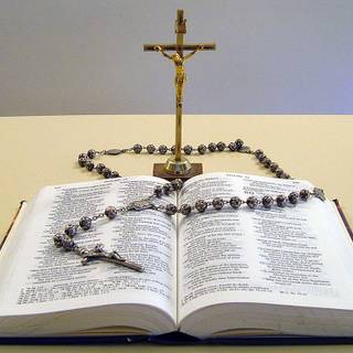 Bible and rosary wallpaper