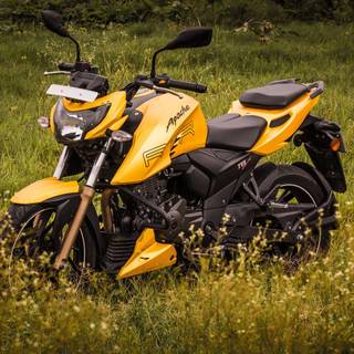 Apache 200 wallpaper