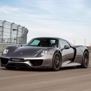Porsche 918 Spyder desktop wallpaper