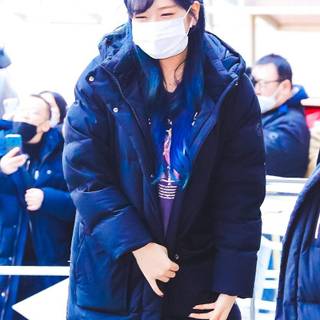 Yujin iZone wallpaper