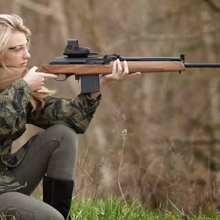 Women in army wallpaper