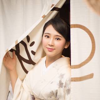 Beauty Japanese girl iPhone wallpaper