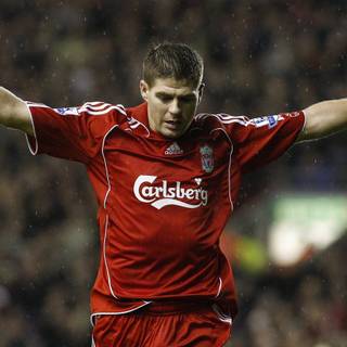 Steven Gerrard desktop wallpaper