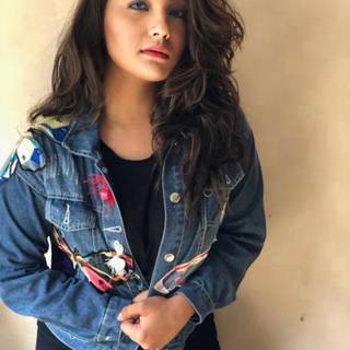 Aashika Bhatia wallpaper