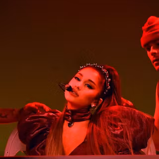 Ariana Grande desktop 2020 wallpaper