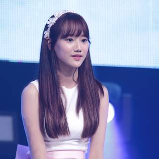 Lee Na-eun wallpaper