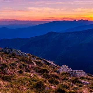 Sunset in mountains wallpaper