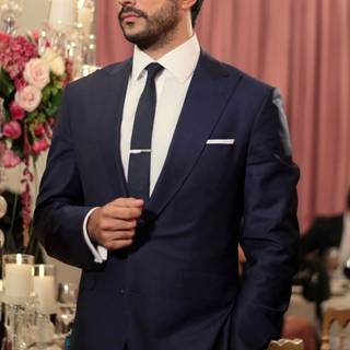 Kadir Doğulu wallpaper