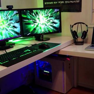 Gaming computer table wallpaper