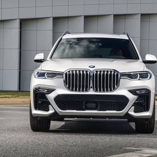 BMW X7 desktop wallpaper