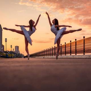 Sunset dance wallpaper