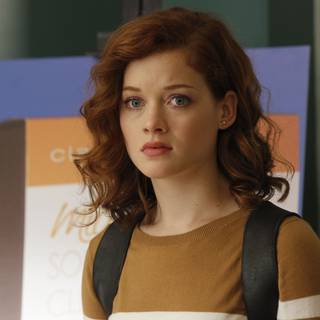 Jane Levy HD desktop wallpaper