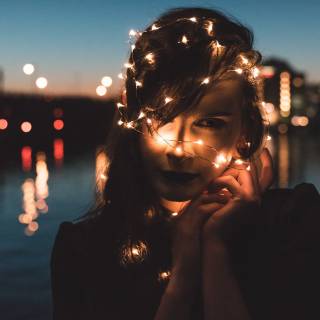 Girls light wallpaper